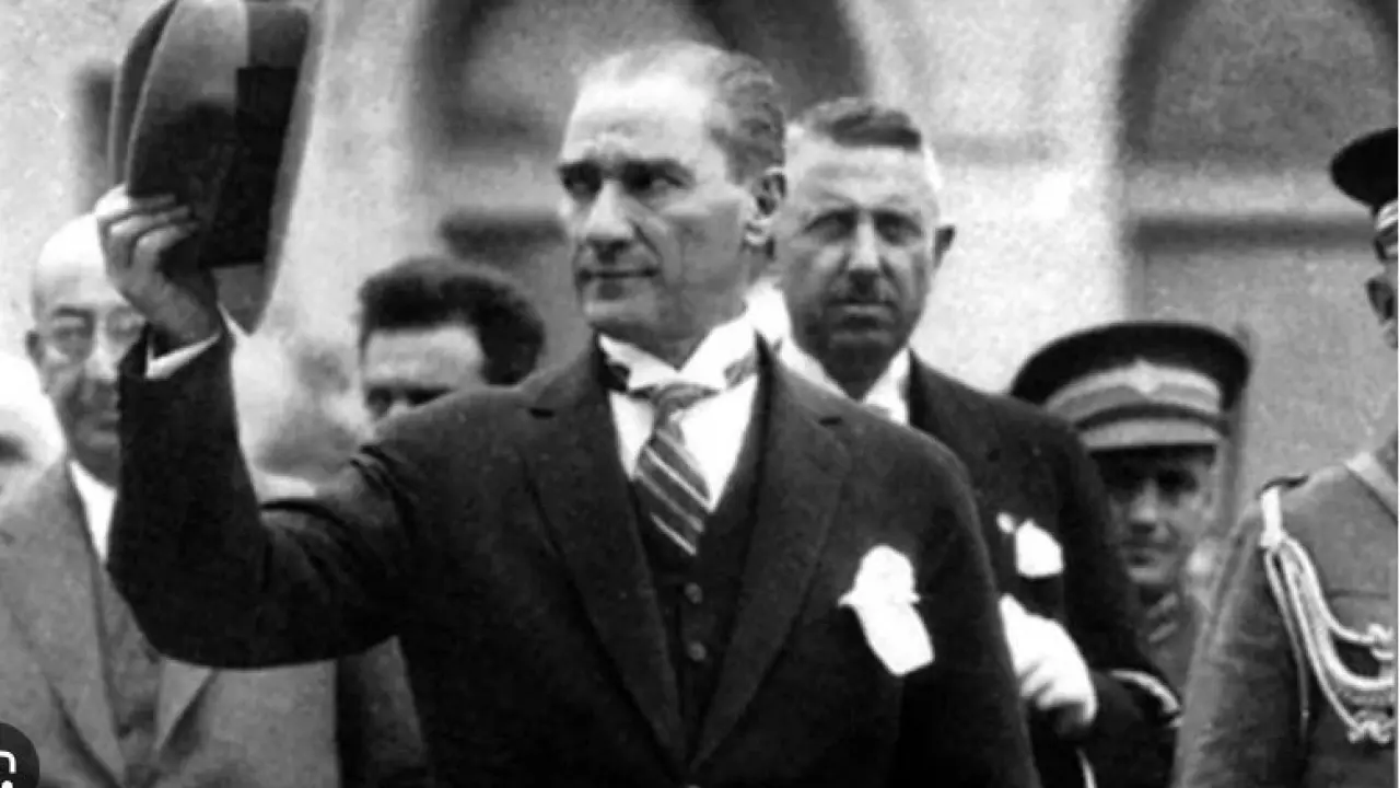 Türkiye Cumhuriyeti 103. Yaşını Kutluyor
