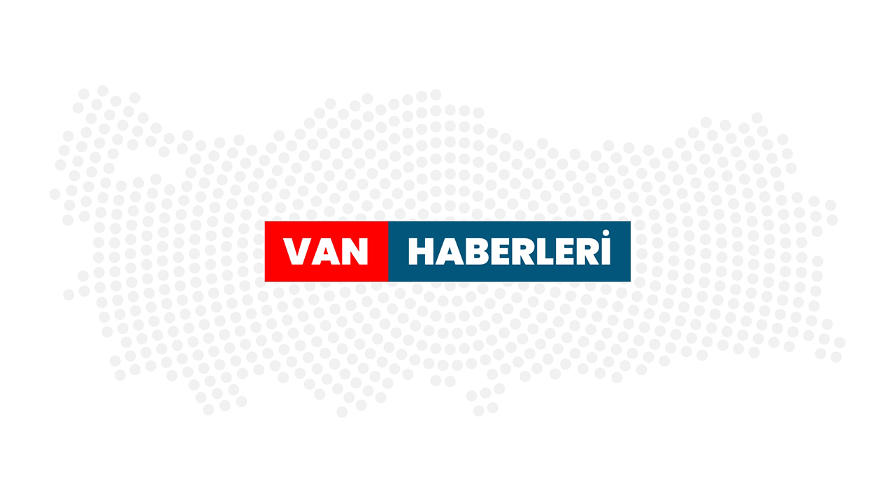 Van'da Kapıköy Gümrük Kapısı Karşılıklı Tır Geçişlerine Açıldı